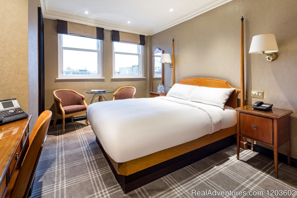 Superior Room | Radisson Edwardian Hampshire | Image #8/26 | 