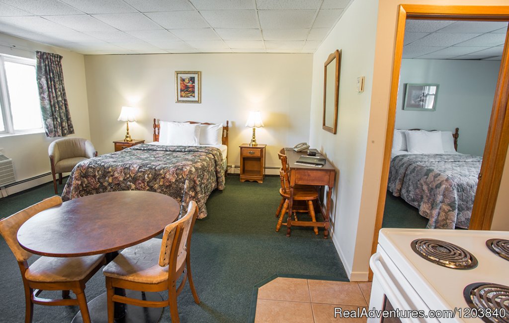 2 Bedroom Suite | Canada's Best Value Inn & Suites | Image #23/26 | 