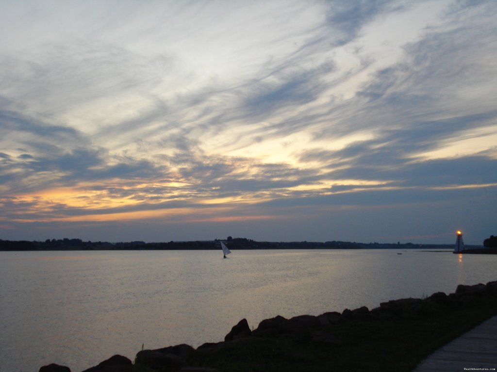 PEI Sunset | HI Charlottetown Backpackers Inn | Image #6/7 | 