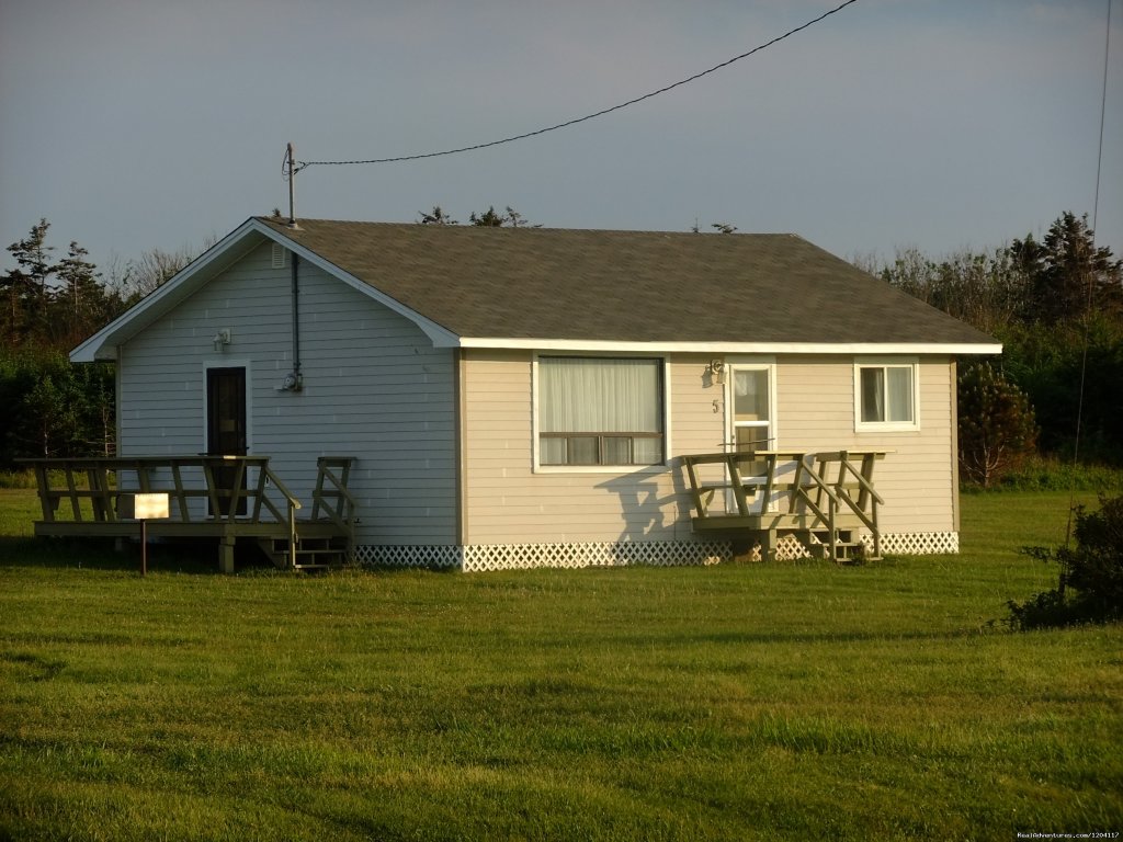 3 Bedroom Cottage  5 | Warren's Beachfront Cottages | Image #10/23 | 