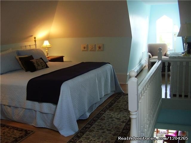 Bluenose Suite | 1880 Kaulbach House Historic Inn | Image #3/4 | 