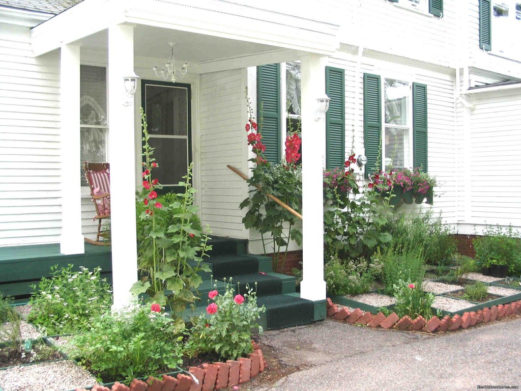 Side Entrance | Harrington House Bed & Breakfast | Image #4/5 | 