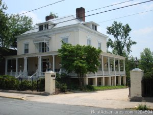 200 South Street Inn