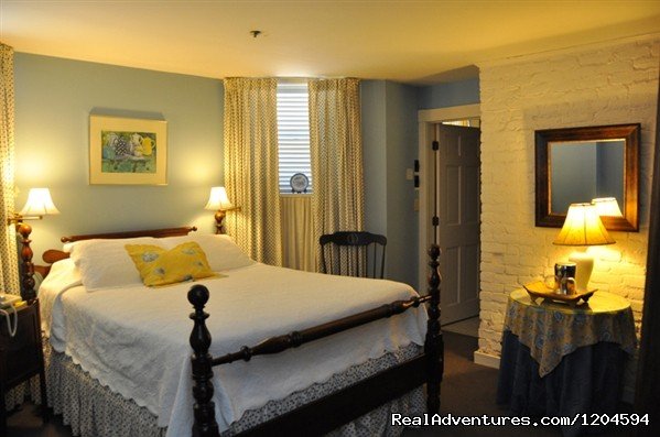 Room 15 | 200 South Street Inn | Image #4/8 | 