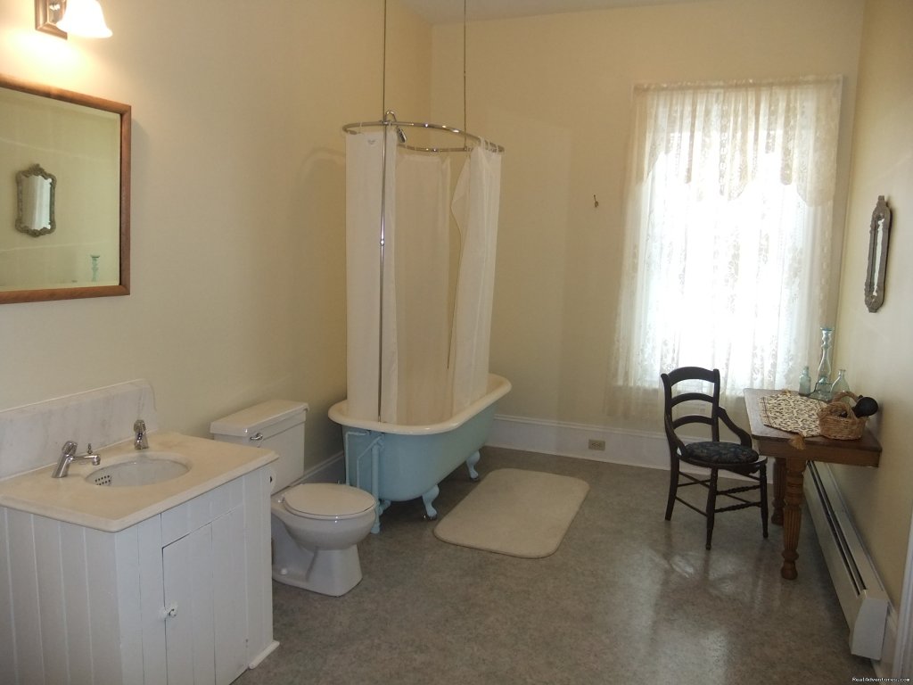 Bell Bath | Old Grand Narrows Hotel B&B | Image #8/8 | 