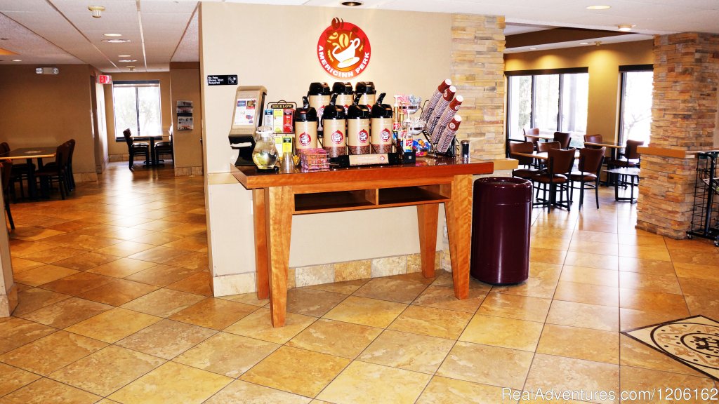 Coffee/Tea Bar | AmericInn Madison West | Image #3/23 | 