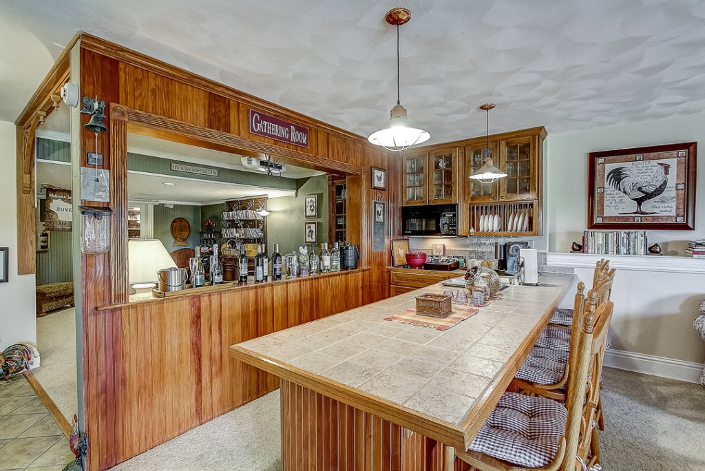 Galley Kitchenette For Guests | Country Estate for a Relaxing Getaway | Image #11/11 | 