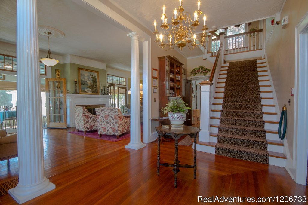 Main Entrance | Romantic Get-away at the Dickey House B&B | Image #2/9 | 