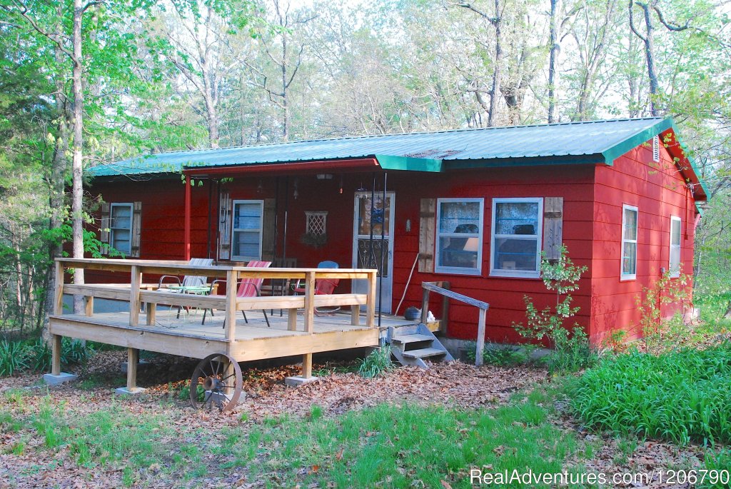 Indian House Bluff Cottage | Rock Eddy Bluff Farm, escape into the ozark hills | Image #2/4 | 