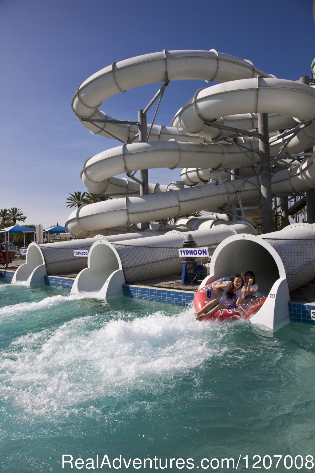 Knott's Soak City | Buena Park Convention & Visitors Office | Image #6/6 | 