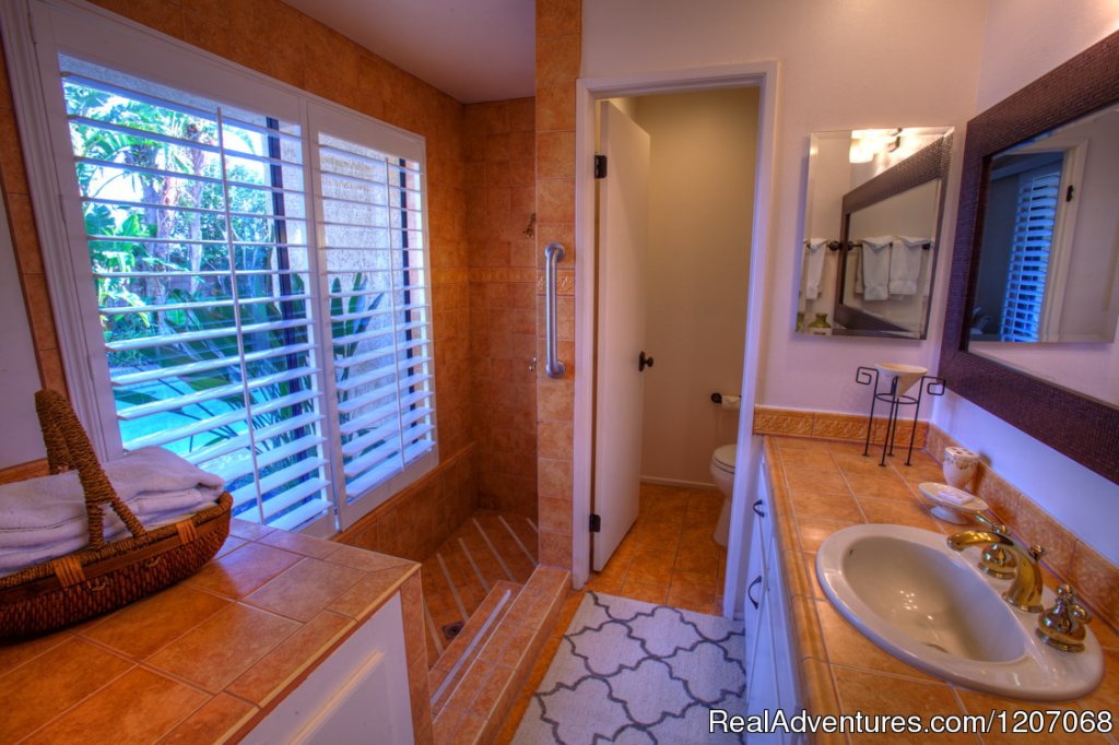 Master Bath with Roman Tub & Shower plus Pool View | Sunshine & Seclusion In Palm Springs Tot3100 | Image #5/8 | 