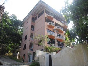 Majestic Tourist Hotel | Kandy, Sri Lanka | Bed & Breakfasts