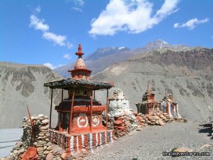 Mustang Trekking