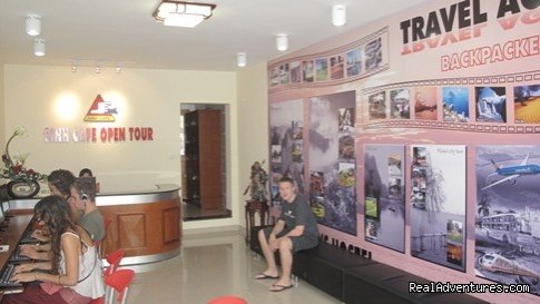 front view | Backpackers Travel Hostel-27 Bat Dan Street | Image #4/4 | 