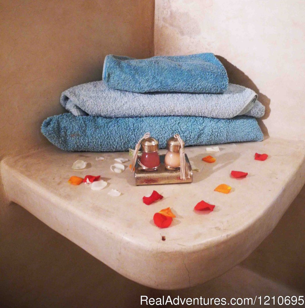 Riad Linda Bathroom | Riad Linda - Great Central Location | Image #8/26 | 