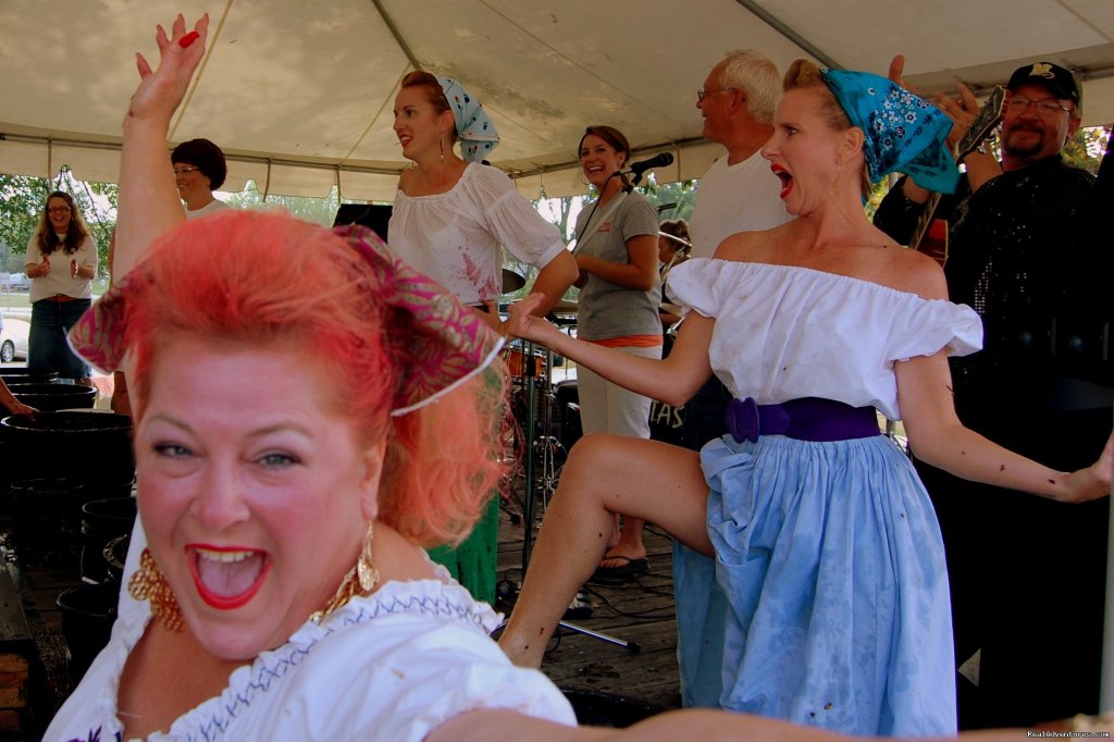 2010 Grape Stomp | Glacial Ridge Winery | Image #4/5 | 