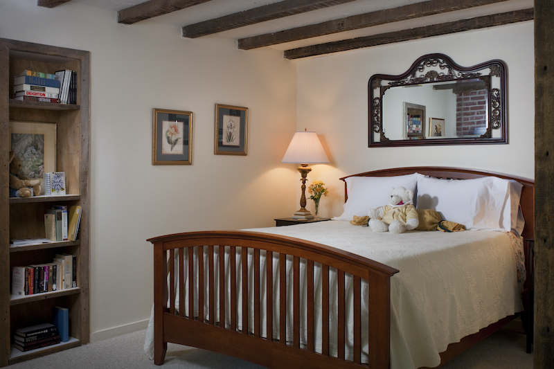 West Hill House B&b Logan Suite | West Hill House B&b | Image #5/15 | 