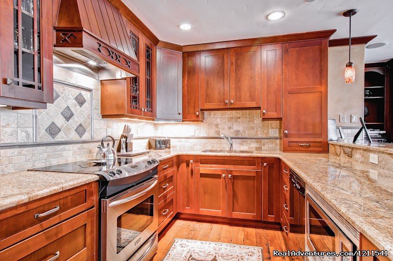 3 Bedroom Gourmet Kitchen | Vail Spa Condominiums | Image #7/8 | 