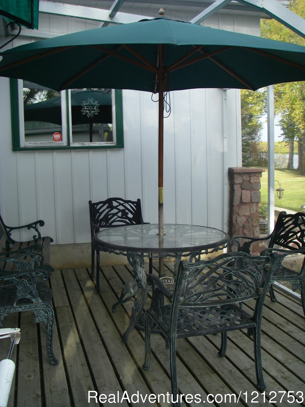 Bridgeview Bed & Breakfast /Selkirk Manitoba | Image #2/14 | 