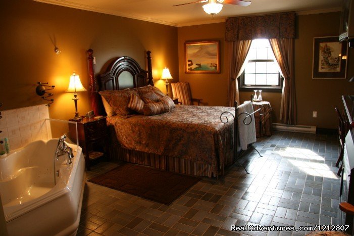 Hampton Bed & Breakfast luxury 4-1/2 Star | Image #9/10 | 