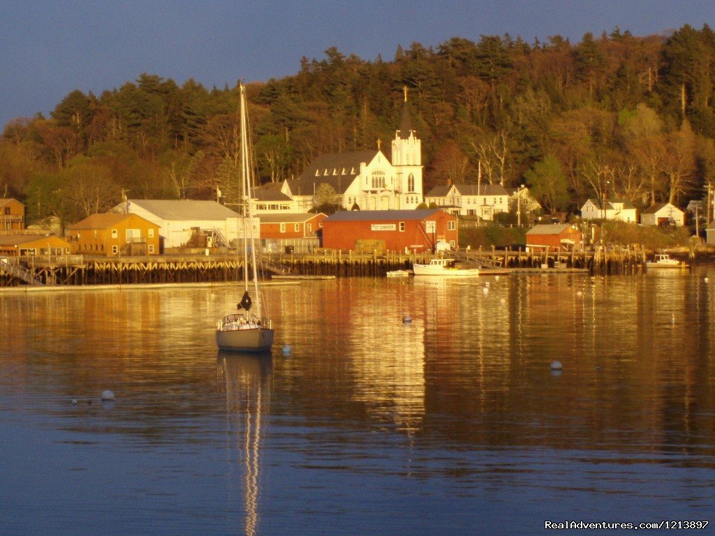 Our Lady Queen of Peace | Getaway to the Coast at the Tugboat Inn | Image #15/17 | 