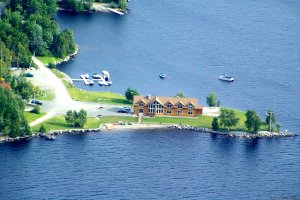 A Unique Waterfront B & B in the Heart of Maine