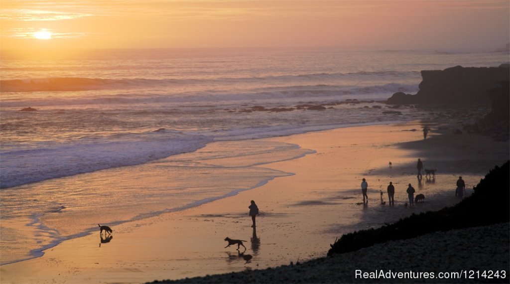 Sunset in Santa Cruz | Inn To Inn Hiking On A Slow Adventure | Image #15/16 | 