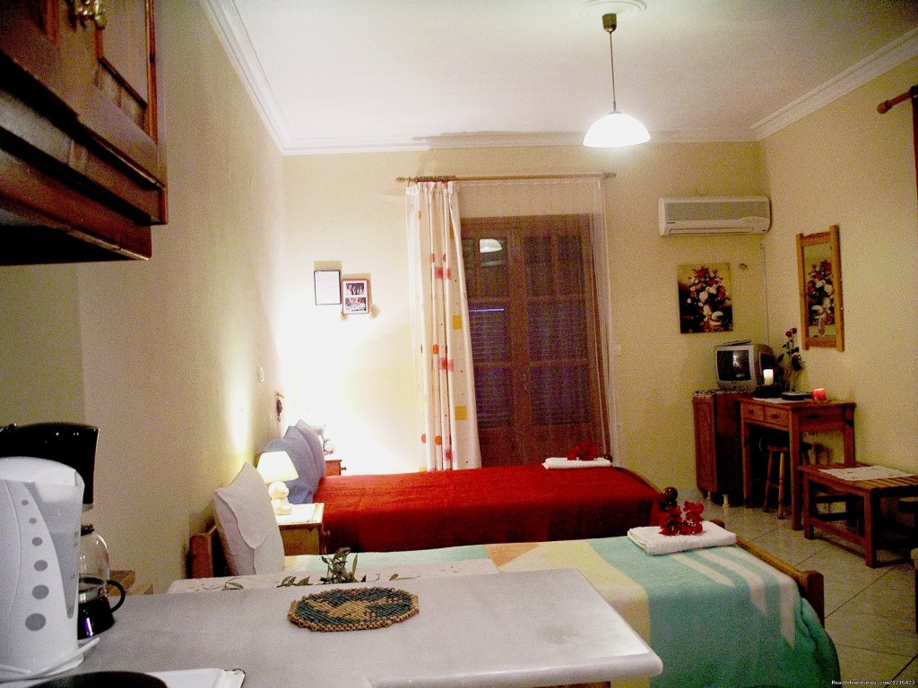 Studio2 | Zakynthos Holidays/Arazzo Villa rental | Image #12/14 | 