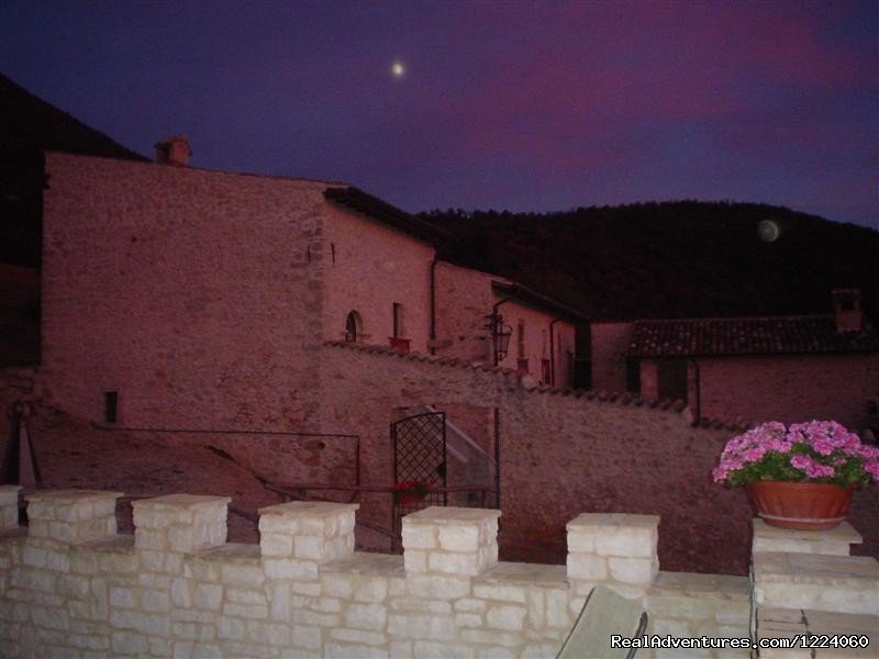 Terrace Night | Corte Belvoir Guest House & Romantic Inn | Image #6/25 | 