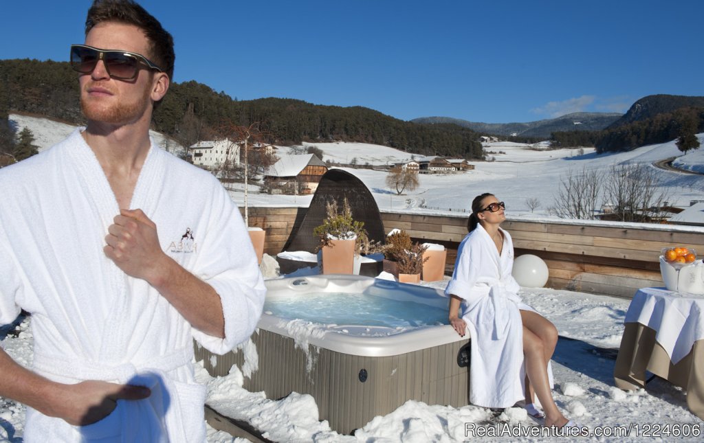 Hot whirlpool on the roof garden | Abinea Dolomiti Romantic Hotel in Italy | Image #7/12 | 