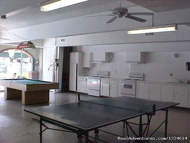 Large club room | Santa Fe Park -Your RVing destination in San Diego | Image #2/2 | 