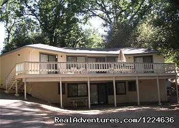 RE/MAX Yosemite Gold and Yosemite Gold Vacations | Groveland, California | Vacation Rentals