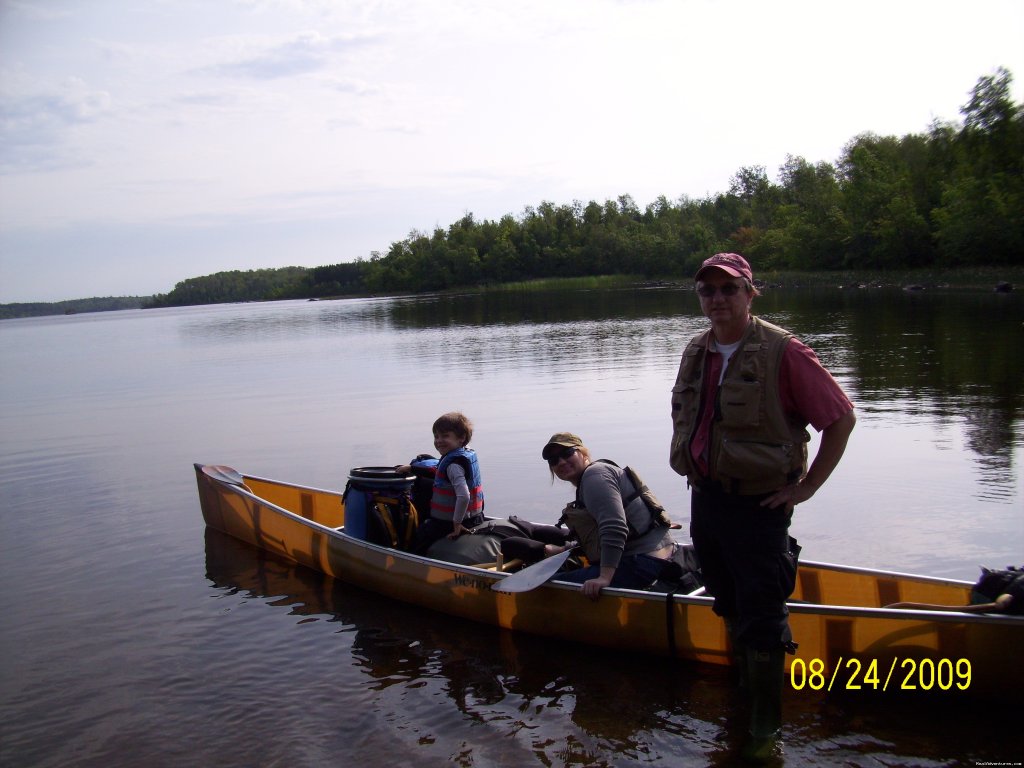 Taking off from the landing on Fall Lake (BWCA) | Autumn Canoe trip with the Grandson | Ely/Boundary Waters Canoe Area, Minnesota  | Articles | Image #1/3 | 