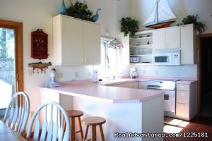 Sandy Point Beach Cottage on Park Point, Duluth MN | Duluth, Minnesota | Vacation Rentals