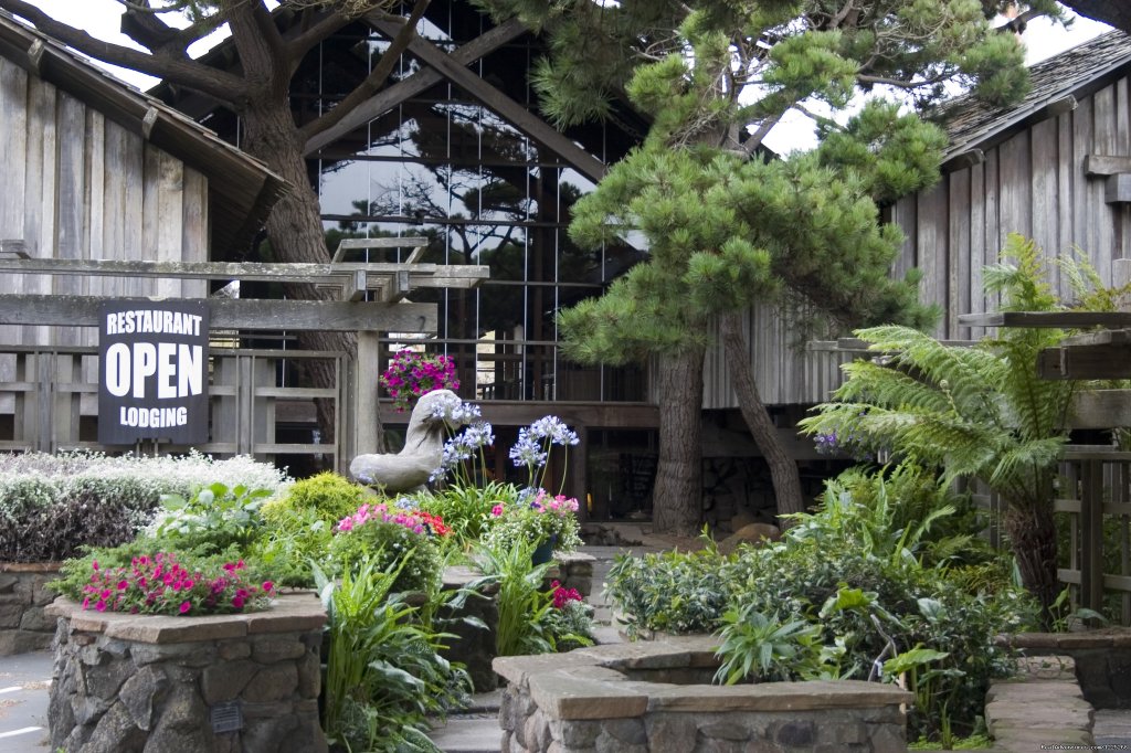 Timber Cove Inn garden entrance | Timber Cove Inn | Image #3/25 | 