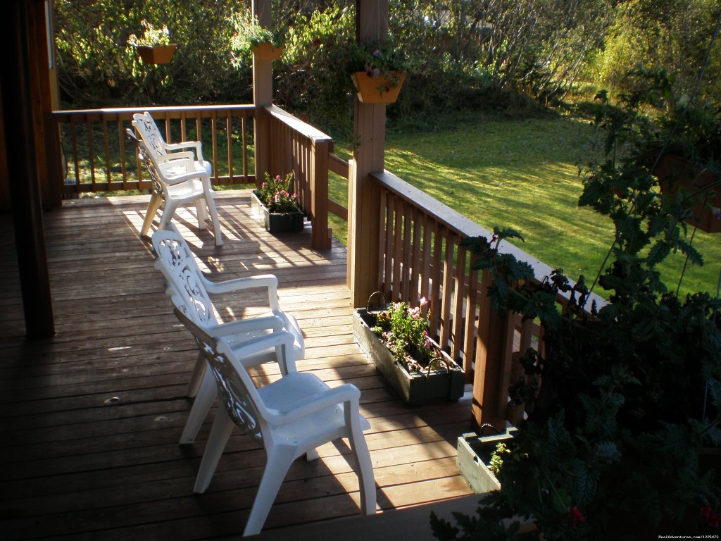 Lower Deck | Bear Lake Lodgings B&B | Image #6/17 | 