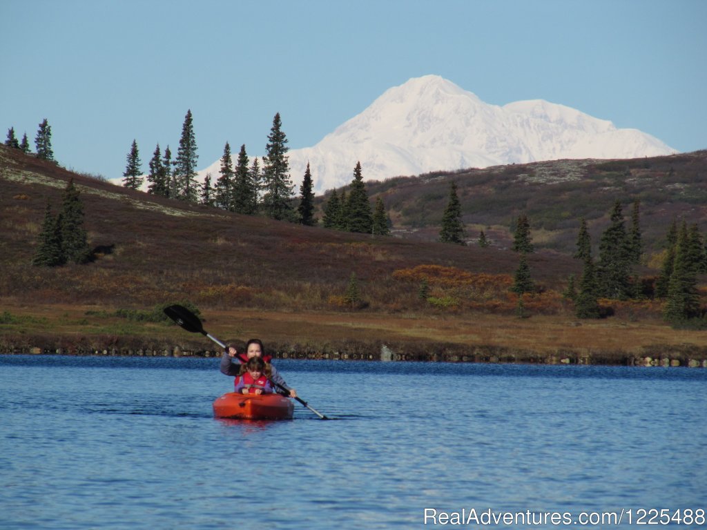 Northern Lights | Caribou Lodge Alaska | Image #5/11 | 