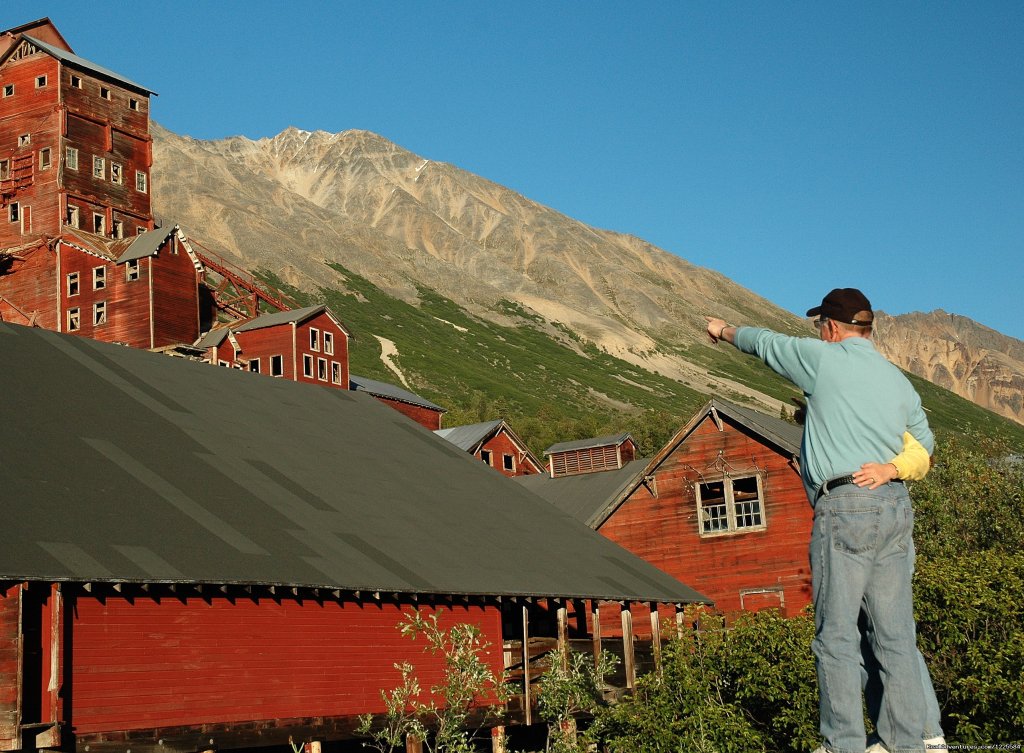 Hiking and discovery at the Kennicott Mines | Sky Trekking Alaska | Image #15/22 | 