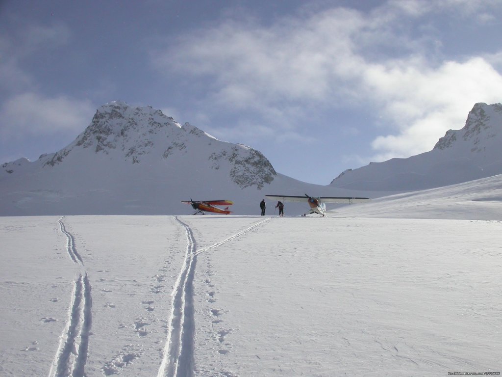 Glacier landings for mountaineering trips | St. Elias Alpine Guides | Image #19/23 | 