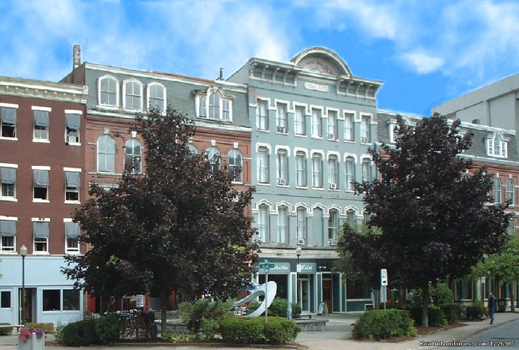 Charles Inn | Bangor, Maine  | Bed & Breakfasts | Image #1/7 | 