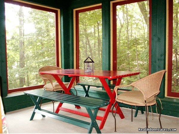 Solar Powered Williams Pond Lodge Bed & Breakfast | Image #5/25 | 