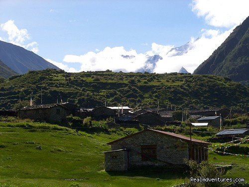 Langtang Gosaikunda and Helambu Trekking | Image #2/3 | 