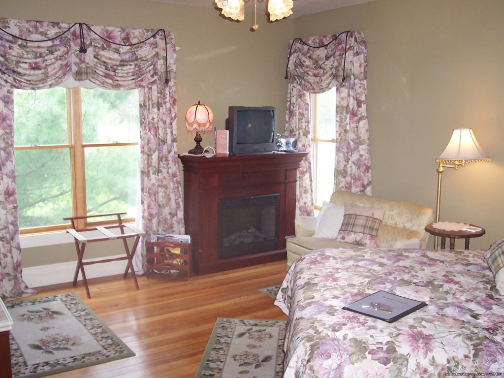 Miller's Daughter, Viola's room | Miller's Daughter B&B | Image #6/9 | 