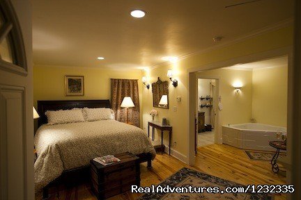 Arcand Junior Suite at Arcady Vineyard B&B | Arcady Vineyard B&B | Image #10/20 | 