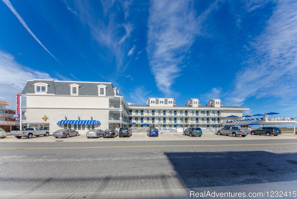 Looking at motel from the South | Fleur de Lis Beach Motel | Image #6/12 | 