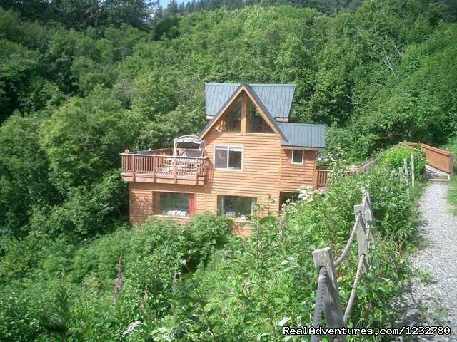 The Canyon Creek Cabin | Alaska Adventure Cabins | Image #3/9 | 