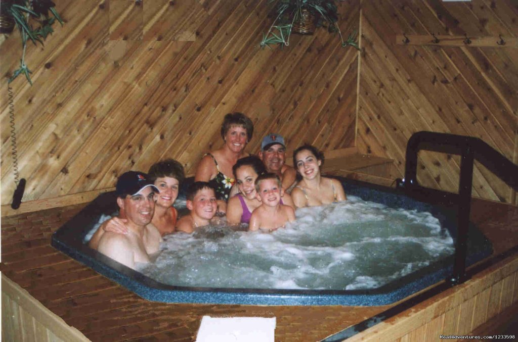 Hot Tub | Stagecoach Motor Inn | Image #5/23 | 