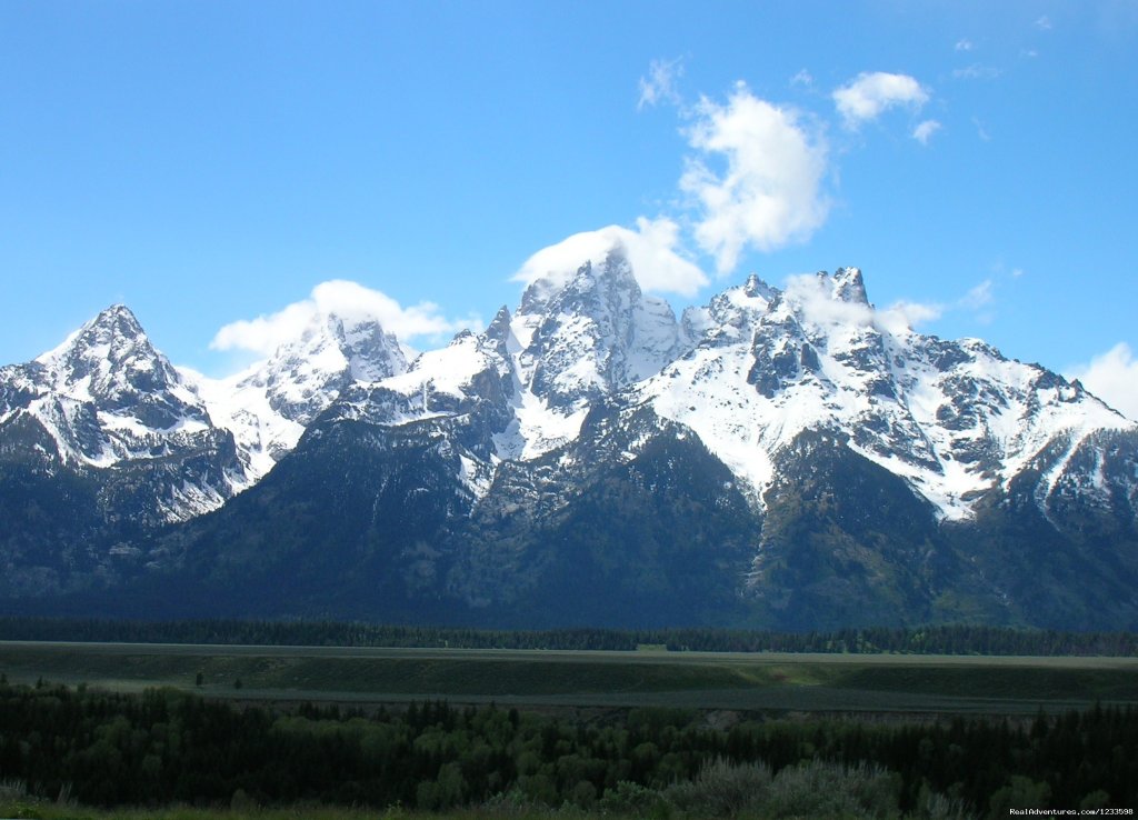 Springtime Tetons | Stagecoach Motor Inn | Image #16/23 | 