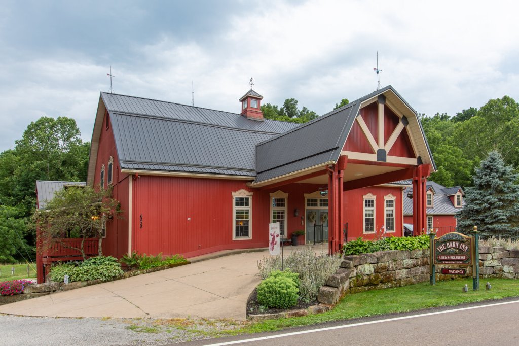 The Barn Inn Bed And Breakfast | Historic Barn Inn Bed And Breakfast | Millersburg, Ohio  | Bed & Breakfasts | Image #1/11 | 