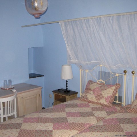 NARKISOS room